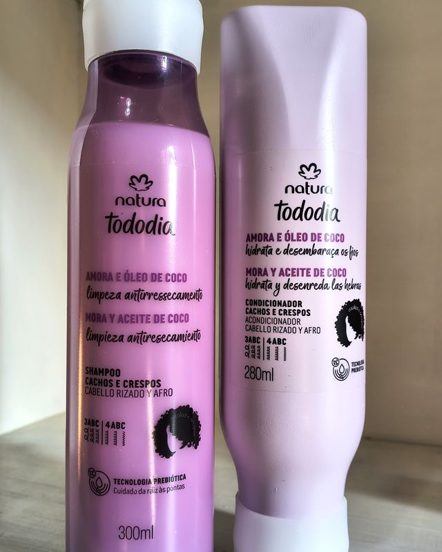 Kit Tododia Rulos – Shampoo + acondicionador · aceite de coco – Natura en Ailu Showroom, perfumería en Ensenada con envíos a toda Argentina