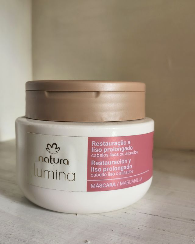 Mascarilla Lumina – Reconstrucción capilar – Natura en Ailu Showroom, perfumería en Ensenada con envíos a toda Argentina