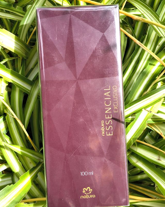 Essencial Exclusivo – Eau de parfum femenino · intenso – Natura en Ailu Showroom, perfumería en Ensenada con envíos a toda Argentina