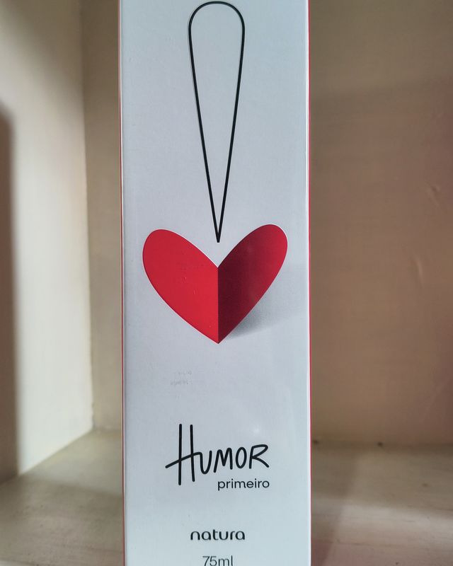 Humor Primeiro – Desodorante colônia femenino – Natura en Ailu Showroom, perfumería en Ensenada con envíos a toda Argentina
